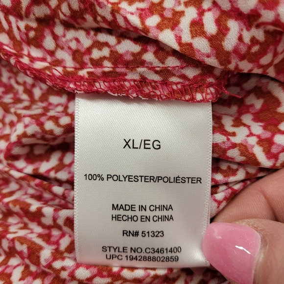 VINCE CAMUTO Red Pink Ivory Pleated Skirt Sz XL NWT - Picture 9 of 10